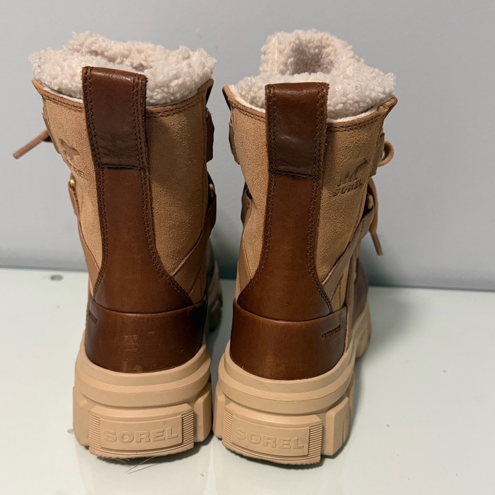SOREL TÍVOLI Women's Brown and Cream Winter Boots - Picture 6 of 7